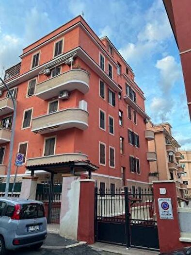 Appartamento trilocale in affitto in Via Lorenzo Vidaschi, Monteverde Nuovo, Roma