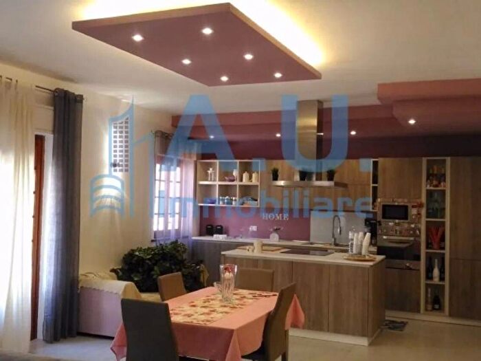 Appartamento con 5 locali in affitto in Via Torino B, Centro, Altavilla Milicia