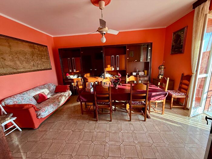 Appartamento con 5 locali in vendita in Via Don Minzoni, Vinovo