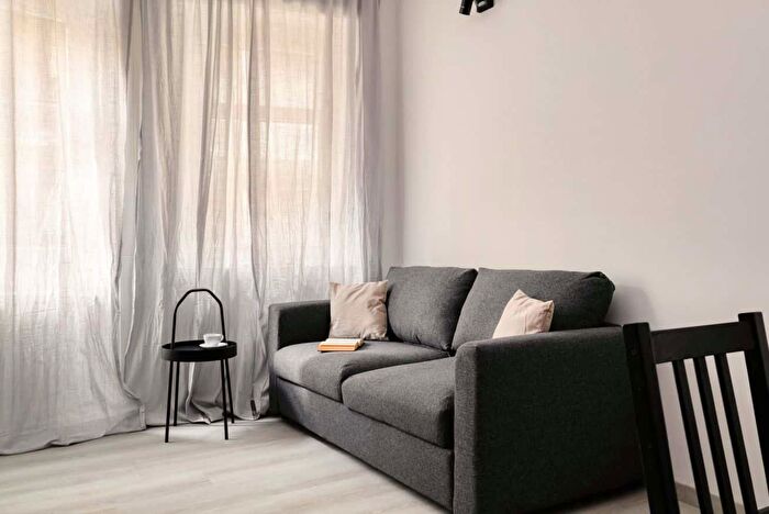 Appartamento monolocale in affitto in Via Cenisio, Milano