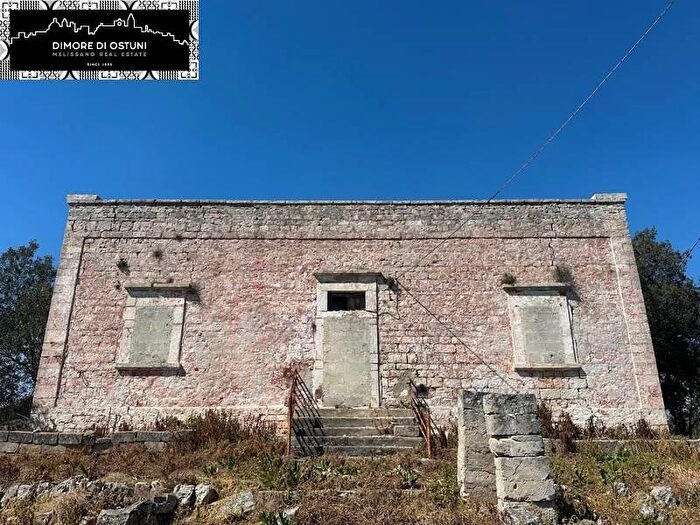 Casa con 12 locali in vendita in Ceglie Messapica