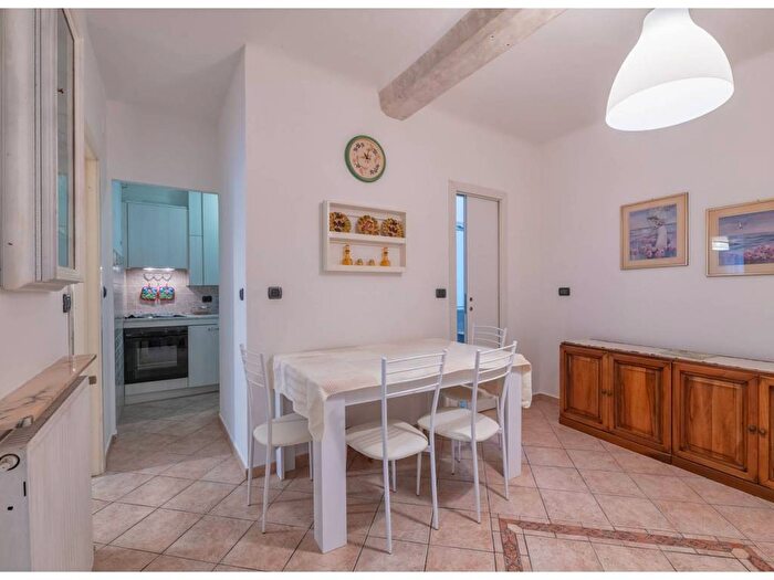 Appartamento bilocale in affitto in Via Busci, Centro, Varazze