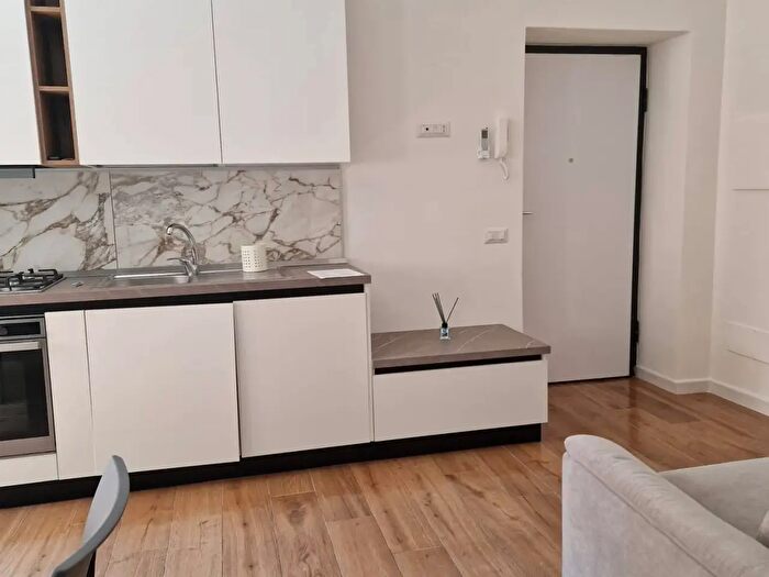 Appartamento con 5 locali in affitto in Gaeta