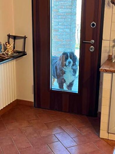 Casa con 6 locali in vendita in Albinea