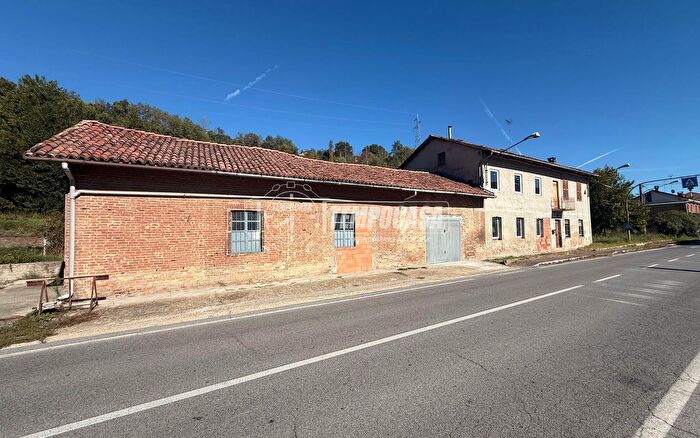 Casa con 6 locali in vendita in Regione Mandolera, Settime