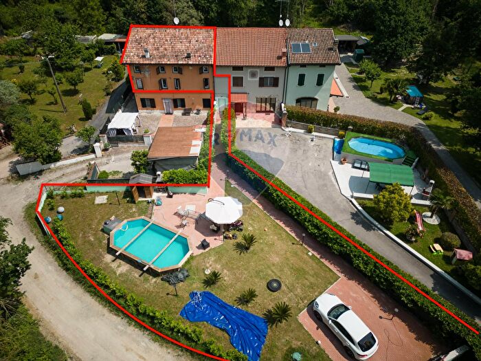 Casa con 5 locali in vendita in Brescello