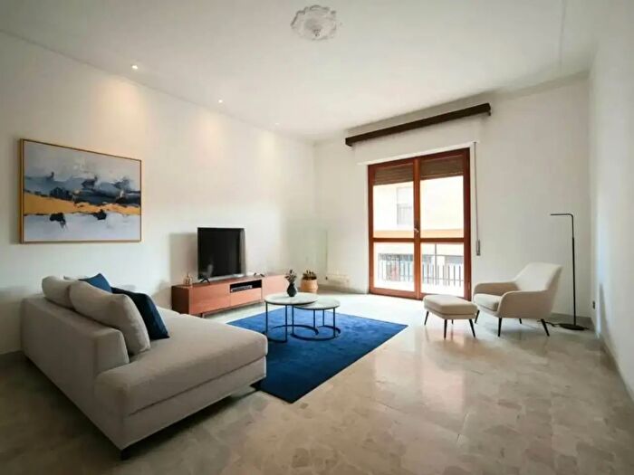 Appartamento quadrilocale in vendita in Viale XX Settembre, Carrara
