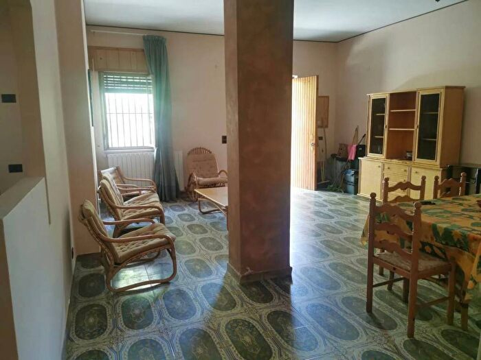 Appartamento con 6 locali in affitto in Via Delle Gardenie No Number, Villapiana Lido, Villapiana