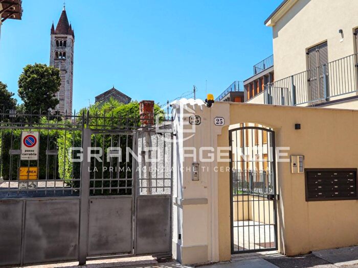 Appartamento quadrilocale in affitto in Via del Bersagliere, San Zeno, Verona