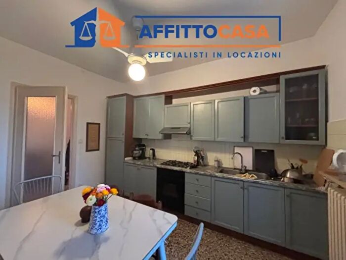 Appartamento quadrilocale in affitto in Via Cacciorna, Bra