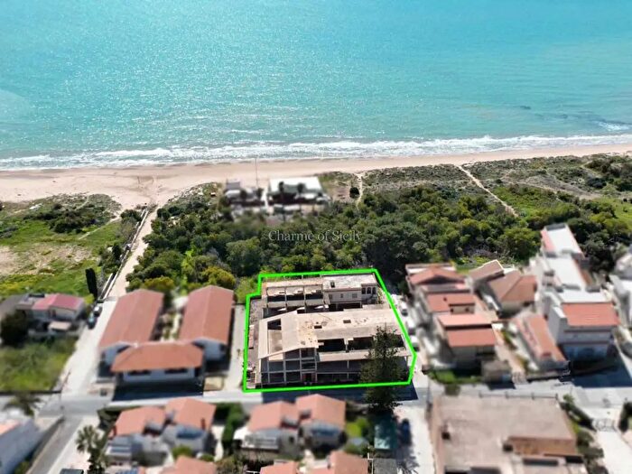 Casa con 7 locali in vendita in Corso Oceano Indiano, Santa Croce Camerina