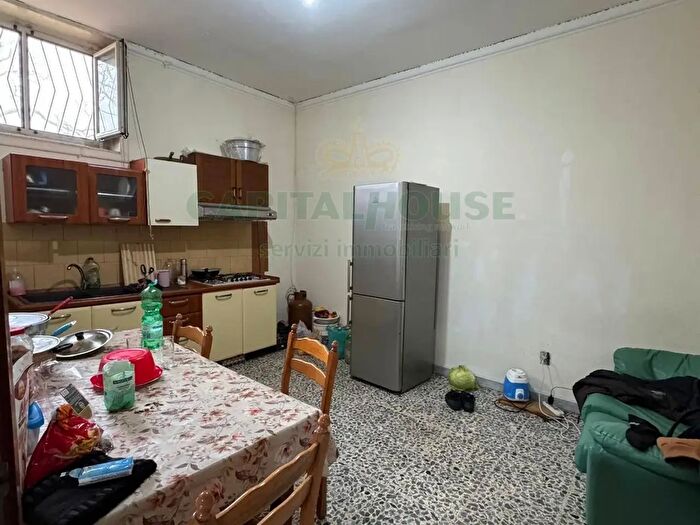 Appartamento trilocale in vendita in Via Ugo De Fazio, Palma Campania