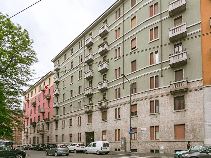 Appartamento bilocale in affitto in Piazza Pompeo Castelli, Certosa, Milano