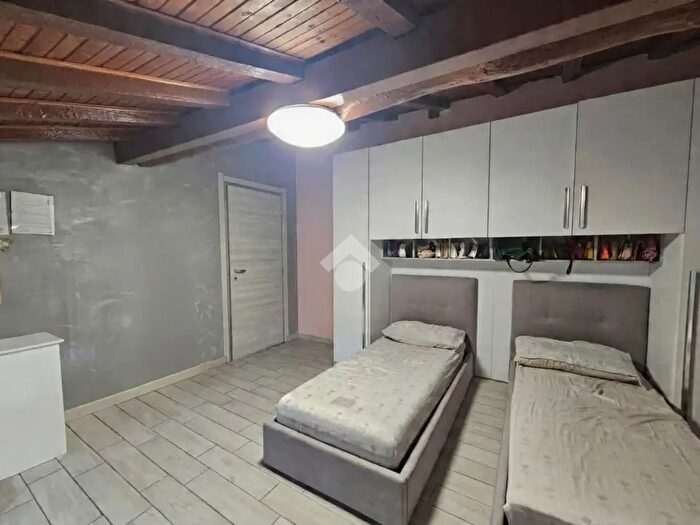 Appartamento con 5 locali in vendita in Via San Martino, Salsomaggiore Terme