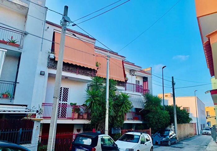 Appartamento trilocale in vendita in Cellamare