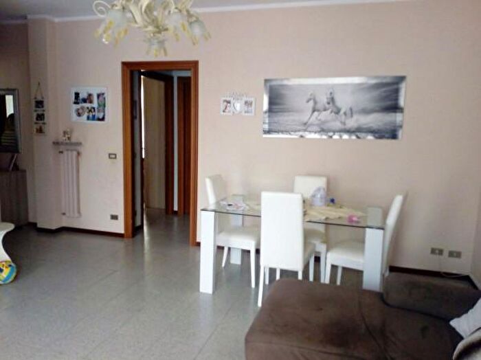 Appartamento trilocale in vendita in Via Antonio Gramsci, Cilavegna