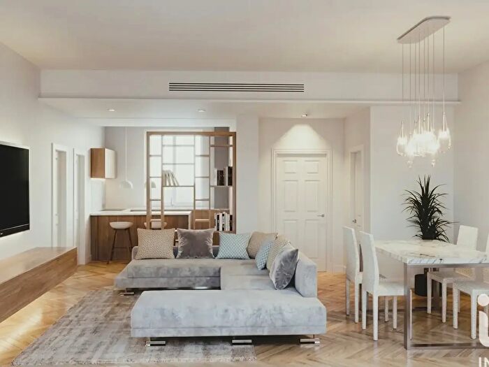 Appartamento trilocale in vendita in Via Don Emanuele Cattaneo, Legnano