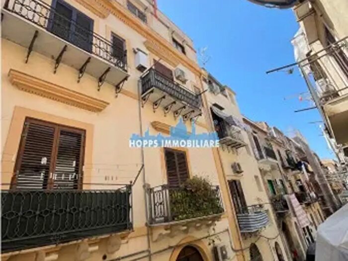 Appartamento bilocale in affitto in Vicolo Murana, Palermo