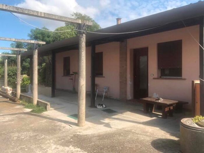 Casa trilocale in vendita in Via della Sacca, Porto Tolle