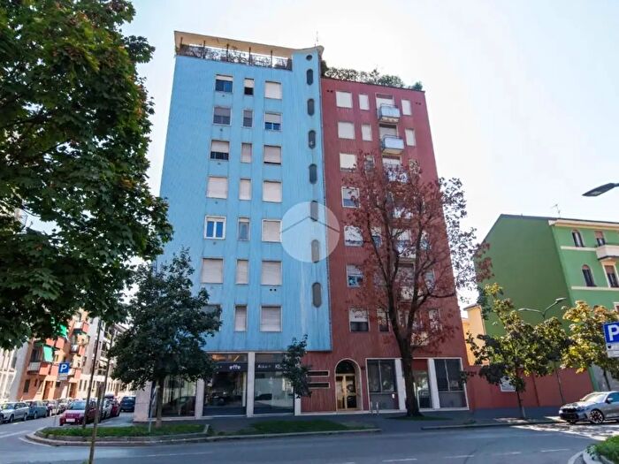 Appartamento trilocale in vendita in Via Tommaso Gulli, Milano