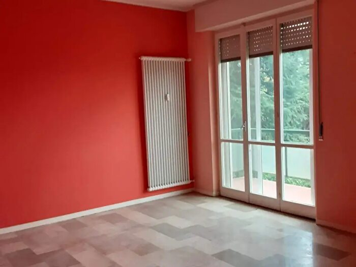 Appartamento trilocale in vendita in Via San Giacomo, Como