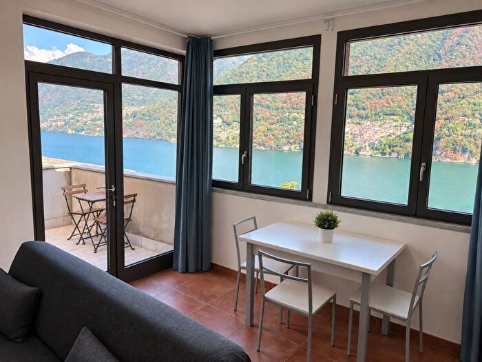 Appartamento bilocale in affitto in Laglio
