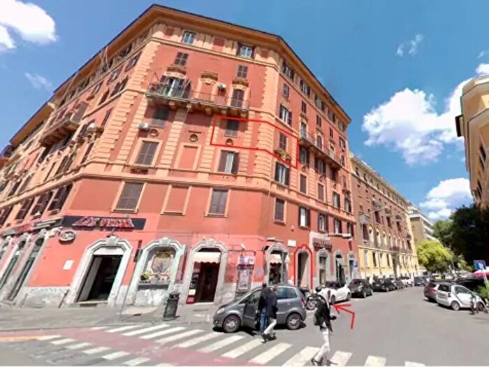 Appartamento bilocale in vendita in Via Raimondo Montecuccoli, Roma