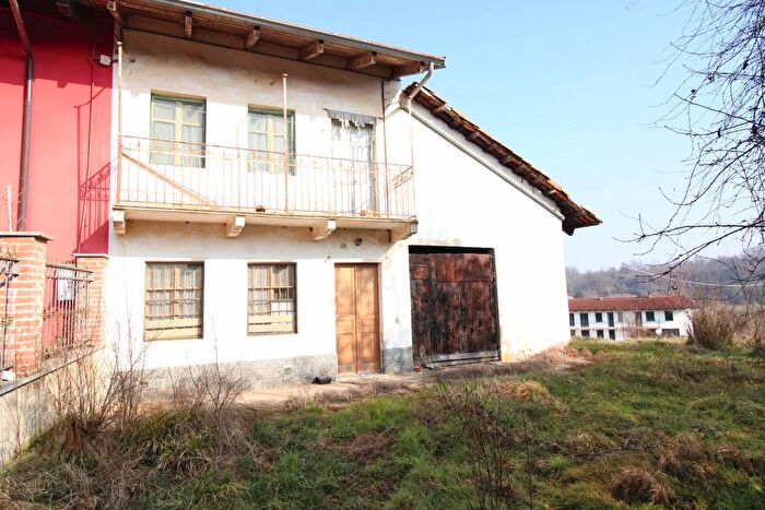 Appartamento trilocale in vendita in Santo Stefano Roero