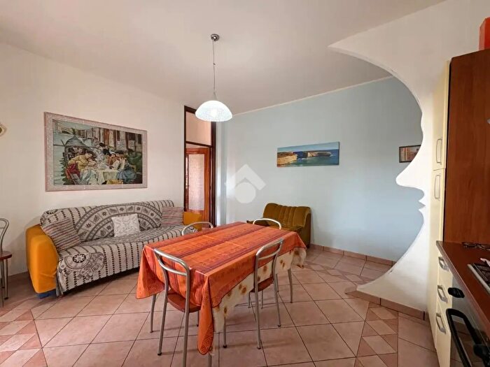 Appartamento bilocale in vendita in Via Michelangelo, Borghetto Santo Spirito