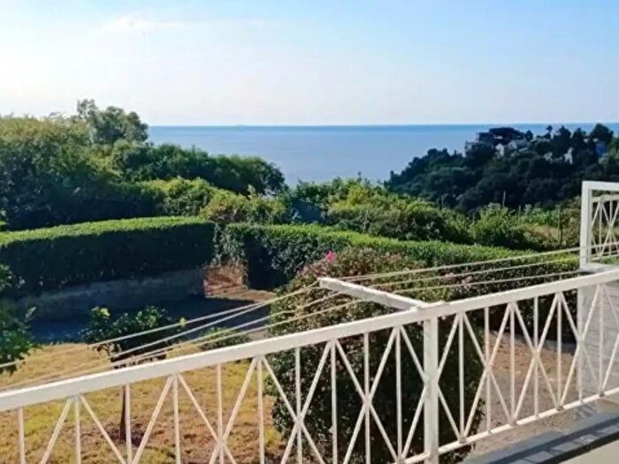 Casa quadrilocale in vendita in Via San Giacomo, Varazze