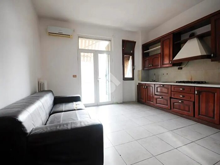 Appartamento quadrilocale in vendita in Via Zarini, Prato