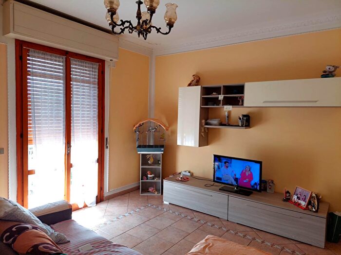 Appartamento trilocale in vendita in Suzzara