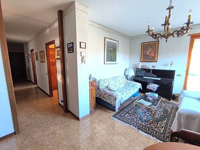 Appartamento quadrilocale in vendita in Via Piemonte Mondovi, Mondovi