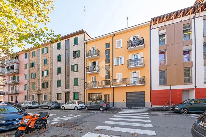 Appartamento trilocale in vendita in Via Messina, Collegno