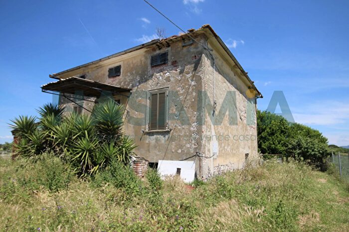 Casa quadrilocale in vendita in Via del Commendone, Grosseto
