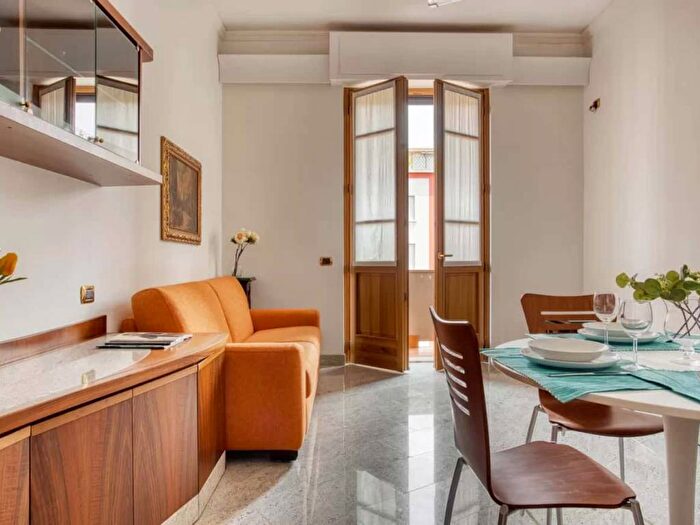 Appartamento bilocale in affitto in Via Luisa Battistotti Sassi, Plebisciti Susa, Milano