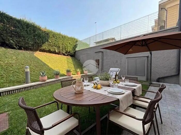 Appartamento trilocale in vendita in Via Leonardo da Vinci, Bussero