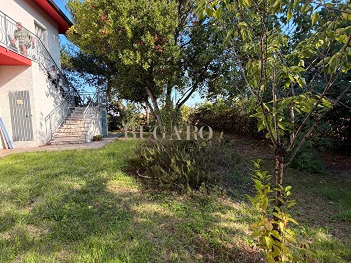 Casa quadrilocale in affitto in Montemarciano