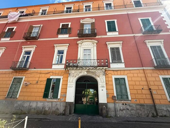 Appartamento trilocale in affitto in Via Bruno Buozzi, San Giorgio A Cremano
