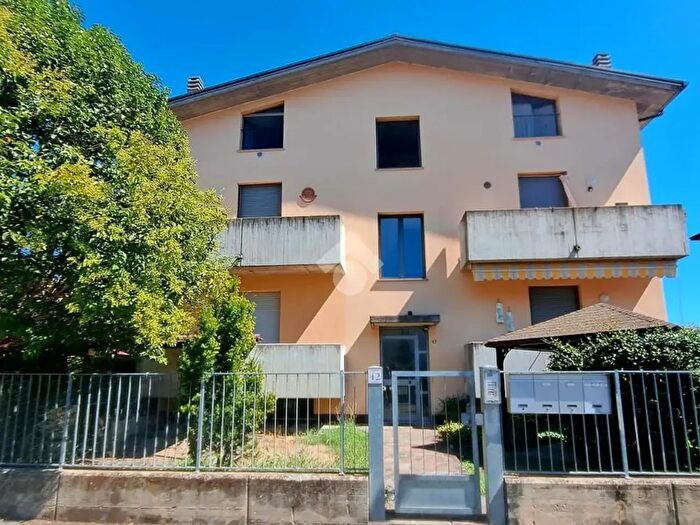Appartamento trilocale in vendita in Via Raffaello, Medesano