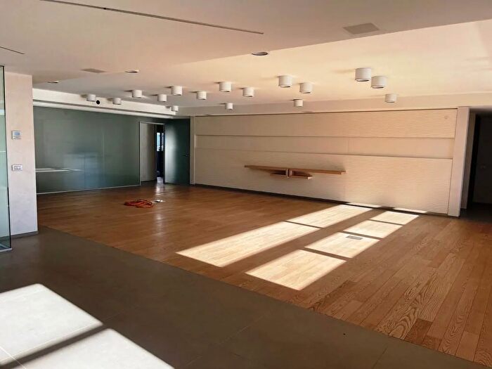 Appartamento con 5 locali in vendita in Via Gerolamo Tiraboschi Bergamo, Bergamo