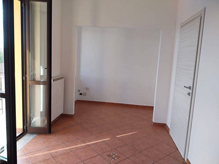 Appartamento trilocale in affitto in Via Ottavio Moreno, Centro, Savigliano