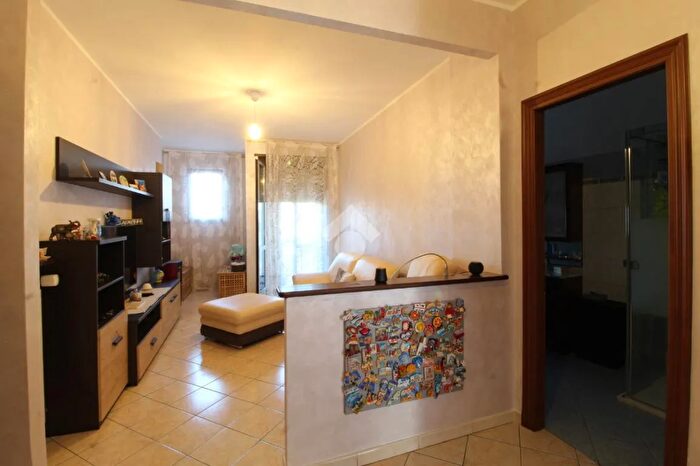 Appartamento trilocale in vendita in Via Dora Riparia, Pianezza