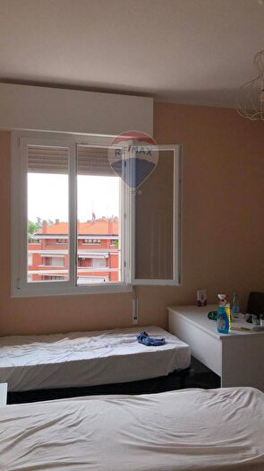 Appartamento con 5 locali in affitto in Bologna