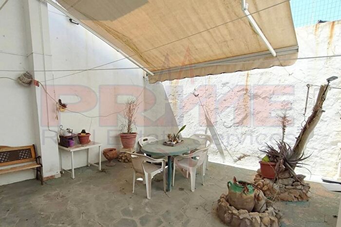 Casa bilocale in vendita in Via Chiesa Neviano, Neviano