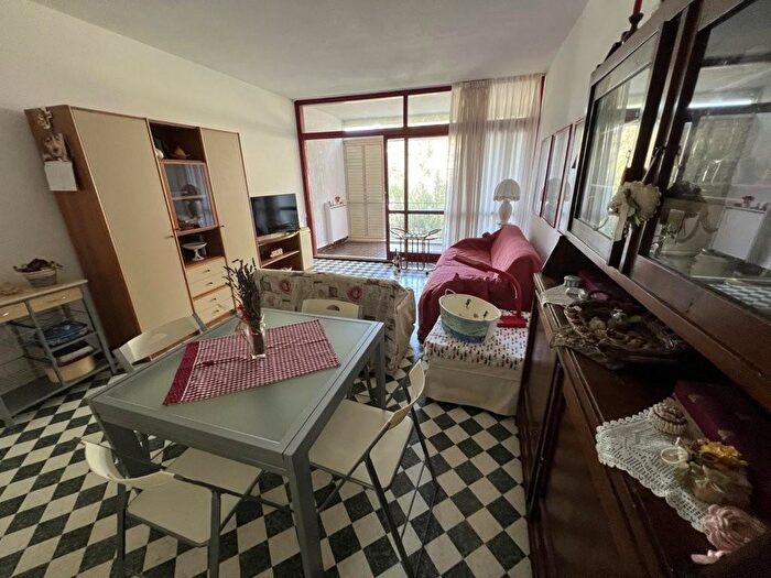 Appartamento bilocale in vendita in Ei Cavalleggeri Sud, Bibbona