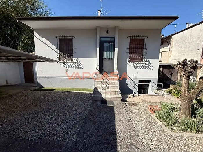 Casa in vendita in Romano Di Lombardia