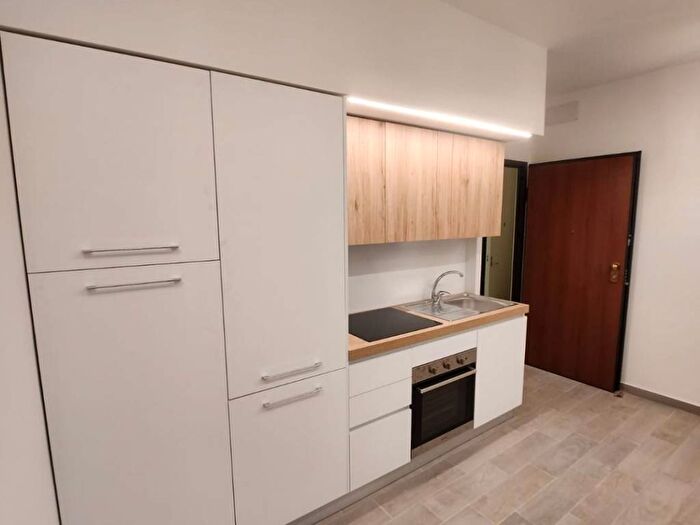 Appartamento bilocale in affitto in Via Caduti sul Lavoro, Centro Storico Corso Trieste, Caserta