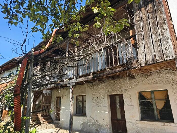 Casa con 5 locali in vendita in Lamon