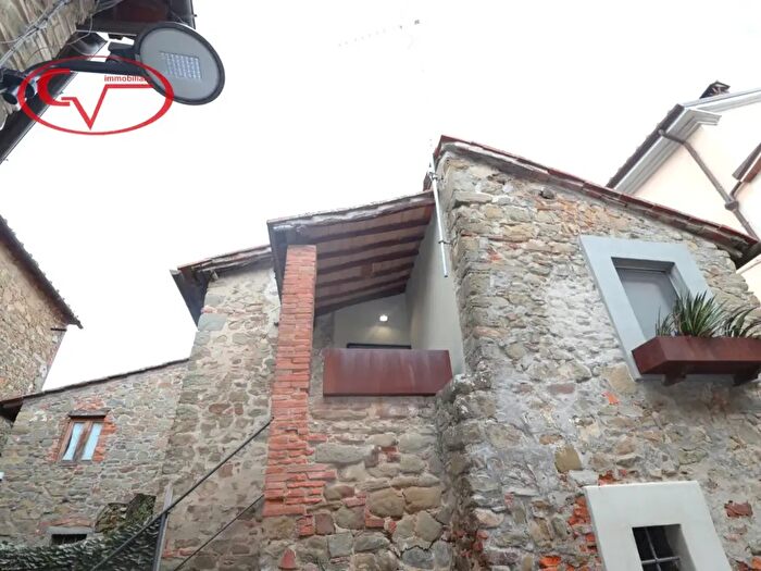 Casa trilocale in vendita in Moncioni, Montevarchi